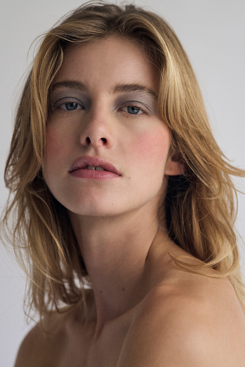 Lena Scherer – Blue  lenascherer_blue_hope_gosee_lydia0014.jpg